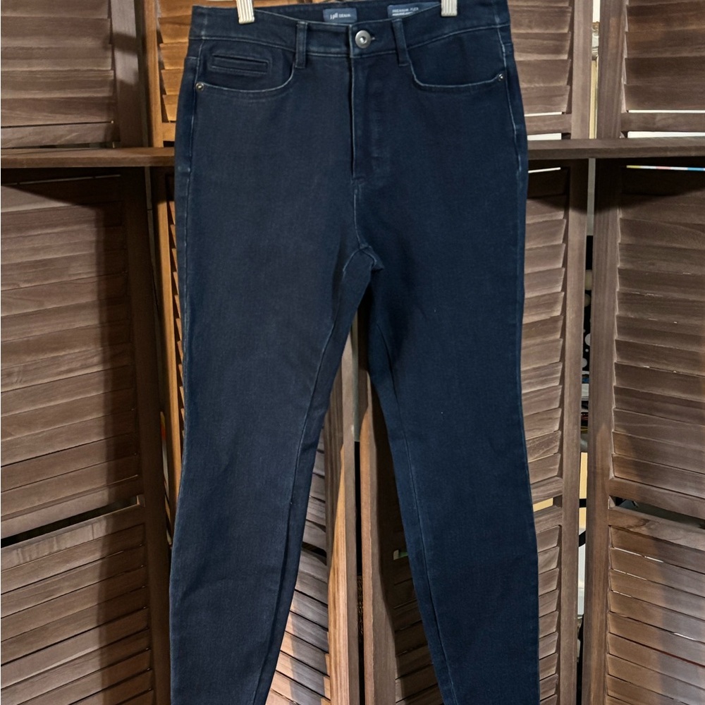 Women's Dark Blue Jeans